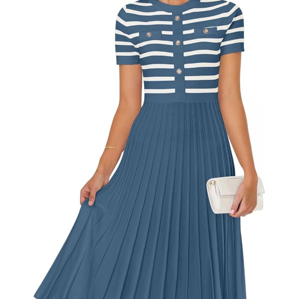 Elegant Blue Pleated Skirt